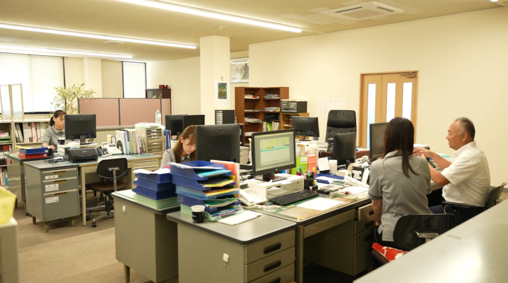 営業部事務所